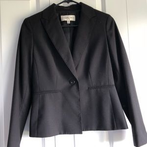 Women’s suit jacket